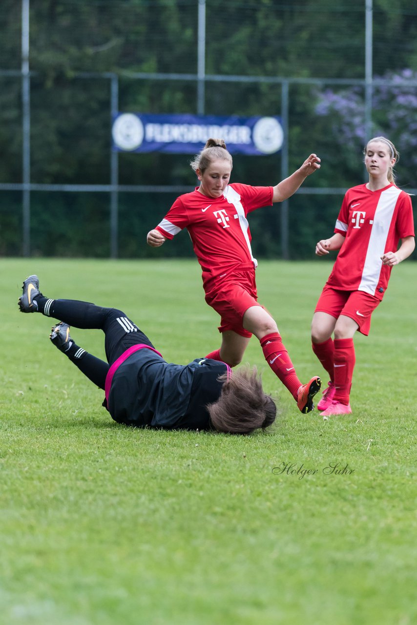 Bild 52 - wCJ SV Steinhorst/Labenz - VfL Oldesloe : Ergebnis: 18:0